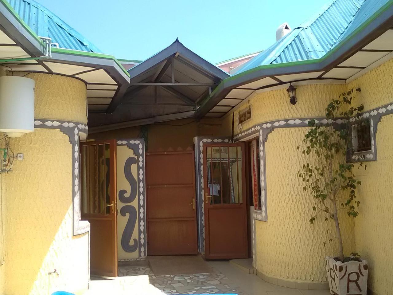 Gloria Motel Cyangugu Buitenkant foto