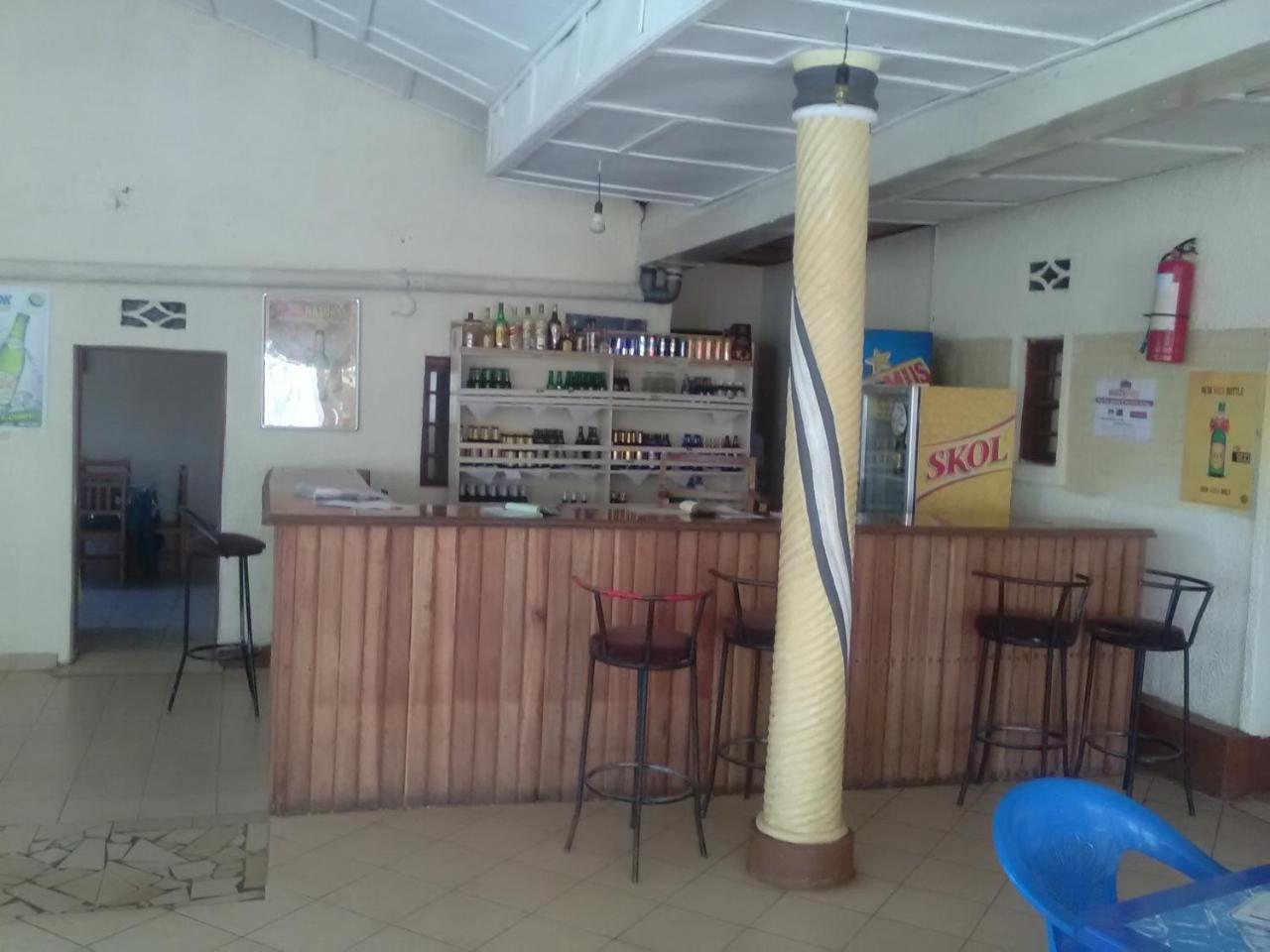 Gloria Motel Cyangugu Buitenkant foto