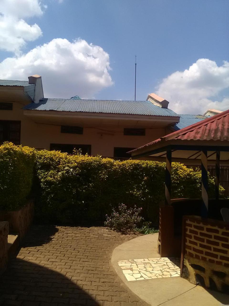 Gloria Motel Cyangugu Buitenkant foto