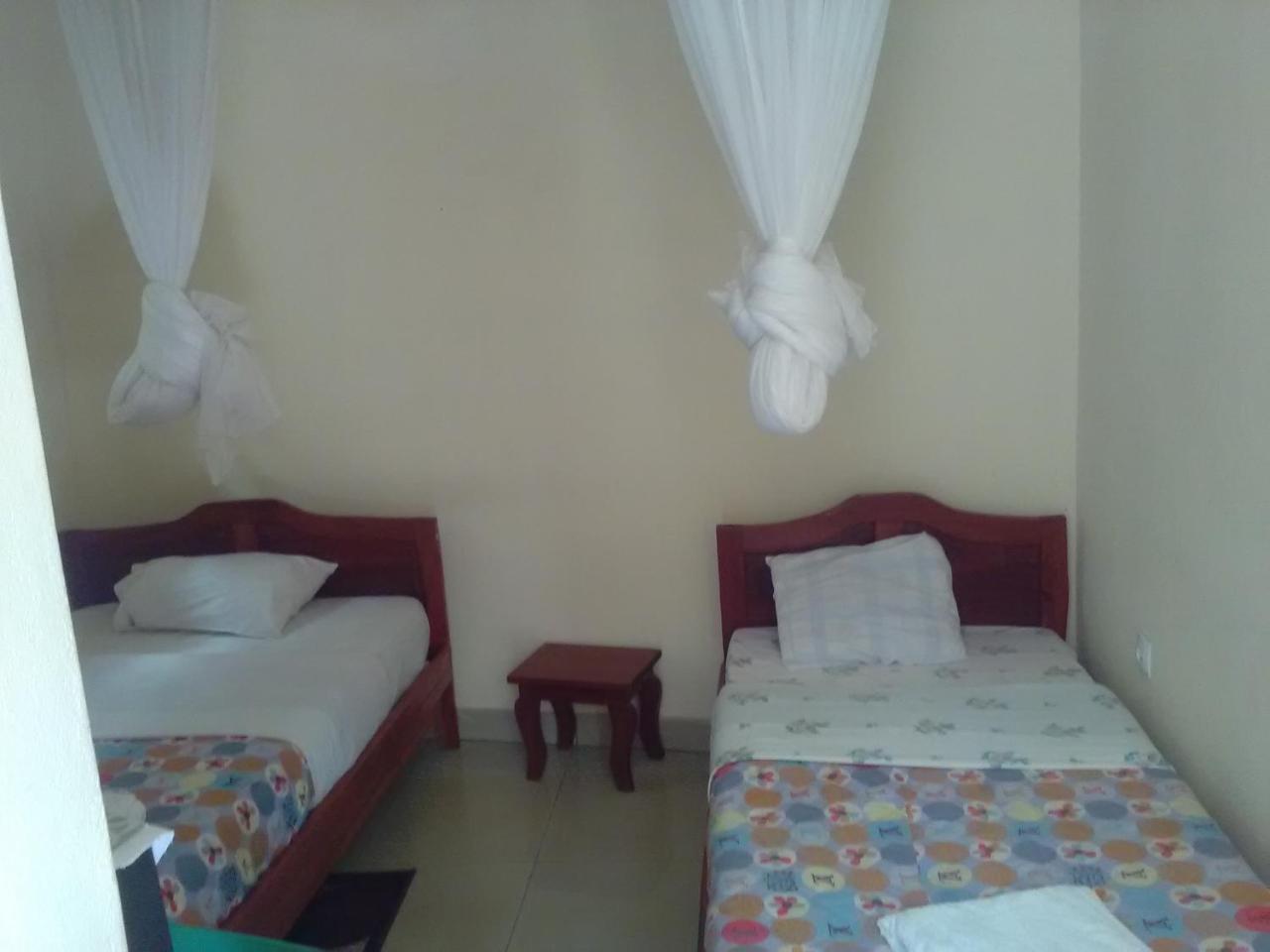 Gloria Motel Cyangugu Buitenkant foto