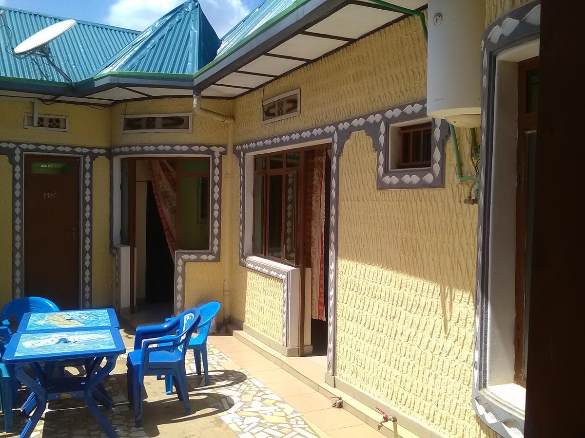 Gloria Motel Cyangugu Buitenkant foto