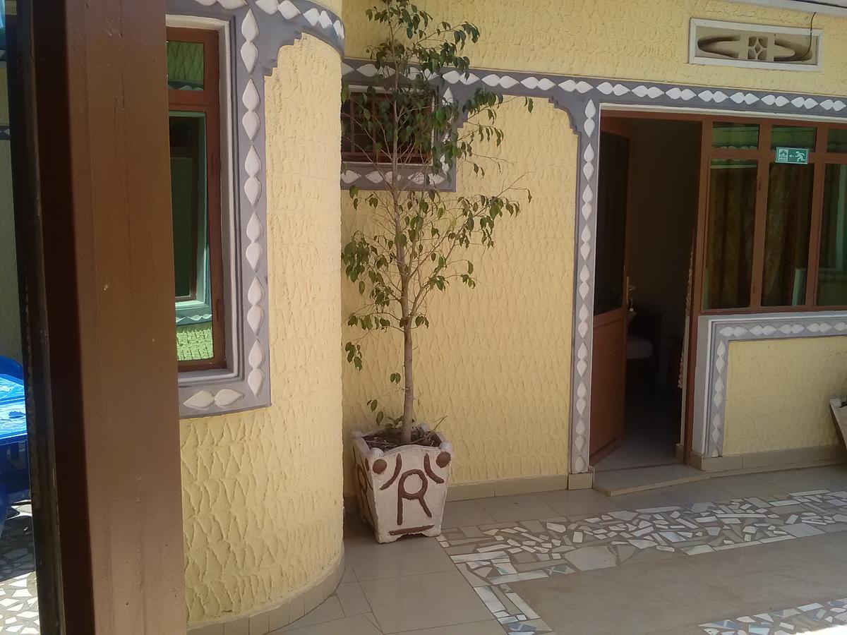 Gloria Motel Cyangugu Buitenkant foto
