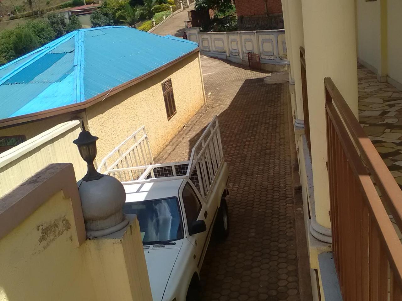 Gloria Motel Cyangugu Buitenkant foto